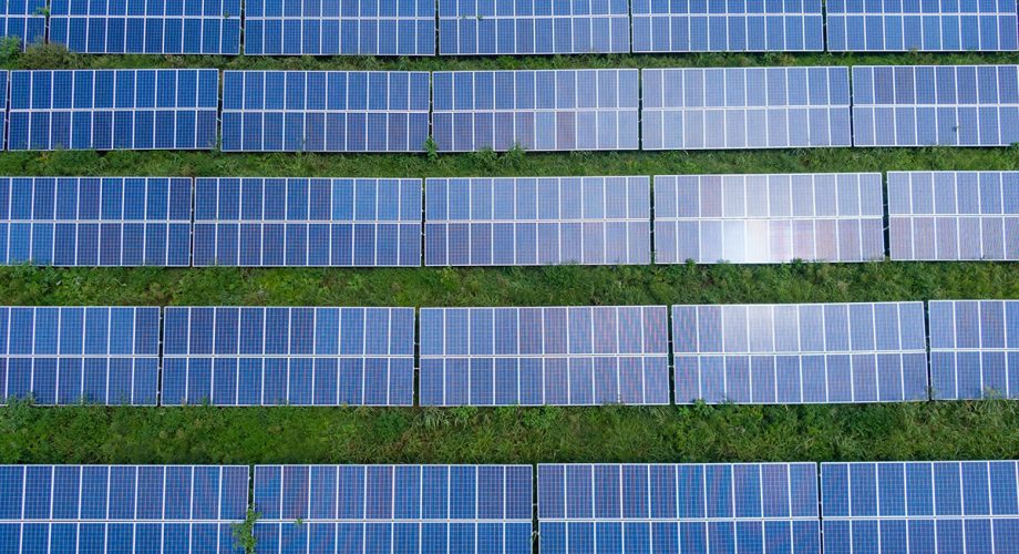 Best Ways to Pay for Your Solar Panels