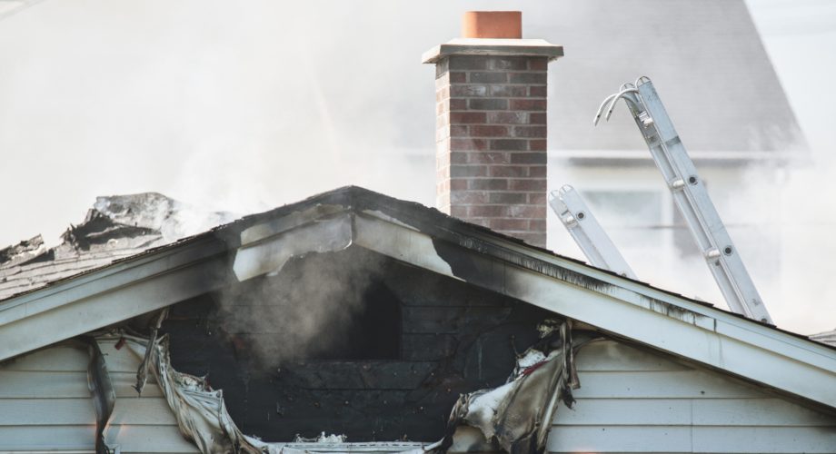 can insulation catch fire